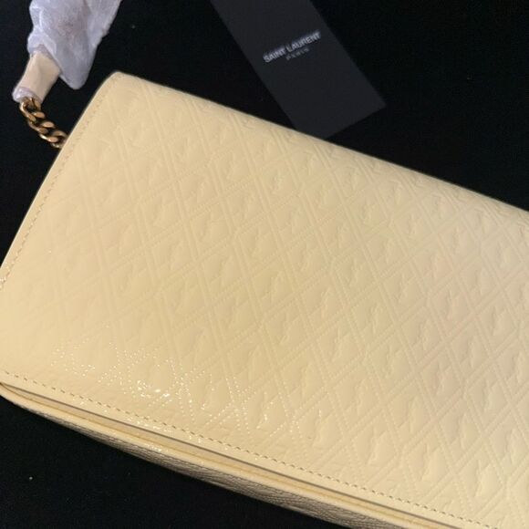 Brand new women’s Saint Laurent yellow Shoulder Bags with box and dustbag - Picture 4 of 11